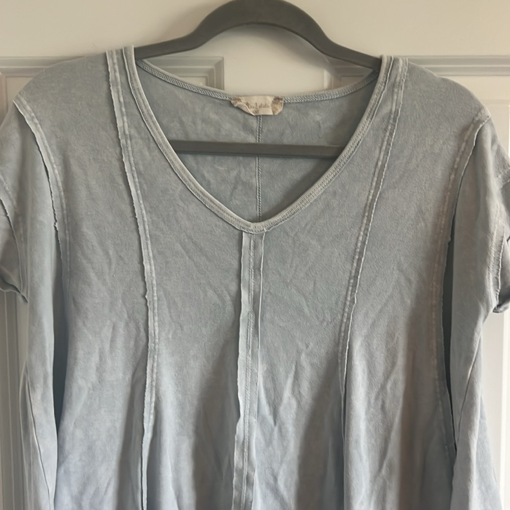 altar'd state size XS Light blue V-Neck T-shirt - Picture 3 of 7